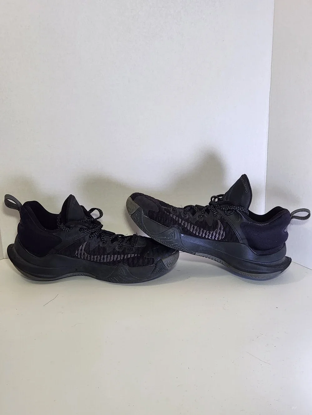 Nike Giannis Immortality Men's US 8 Low Top Basketball Sneakers Shoes Black Grey
